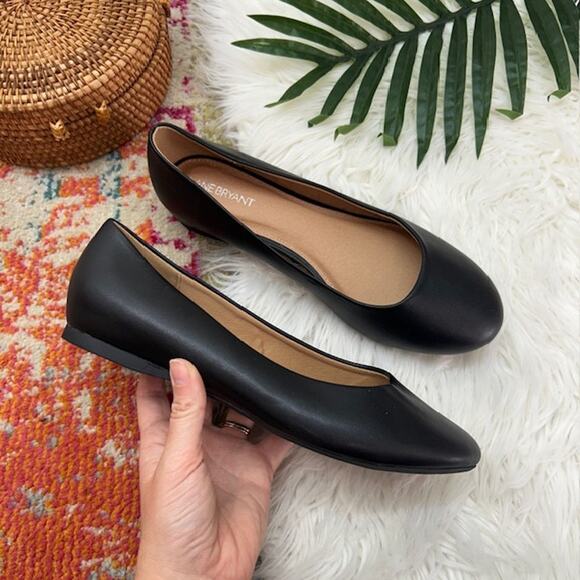 Lane Bryant Black Faux Leather Slip On Ballet Flat Neutral Minimalist 10W WIDE - Picture 1 of 11